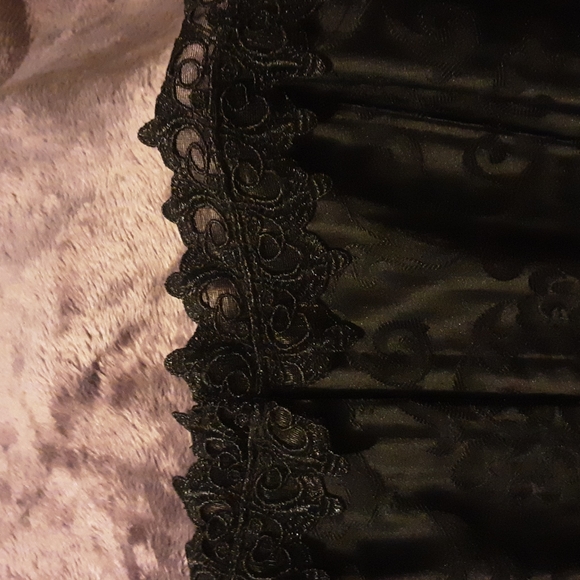 Bustier - Picture 2 of 5